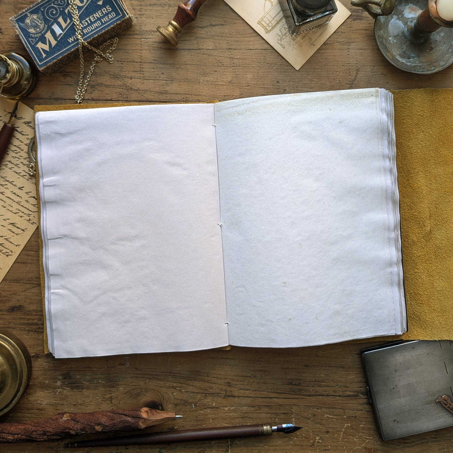 Jurnal din Piele Naturală cu Copertă Vintage